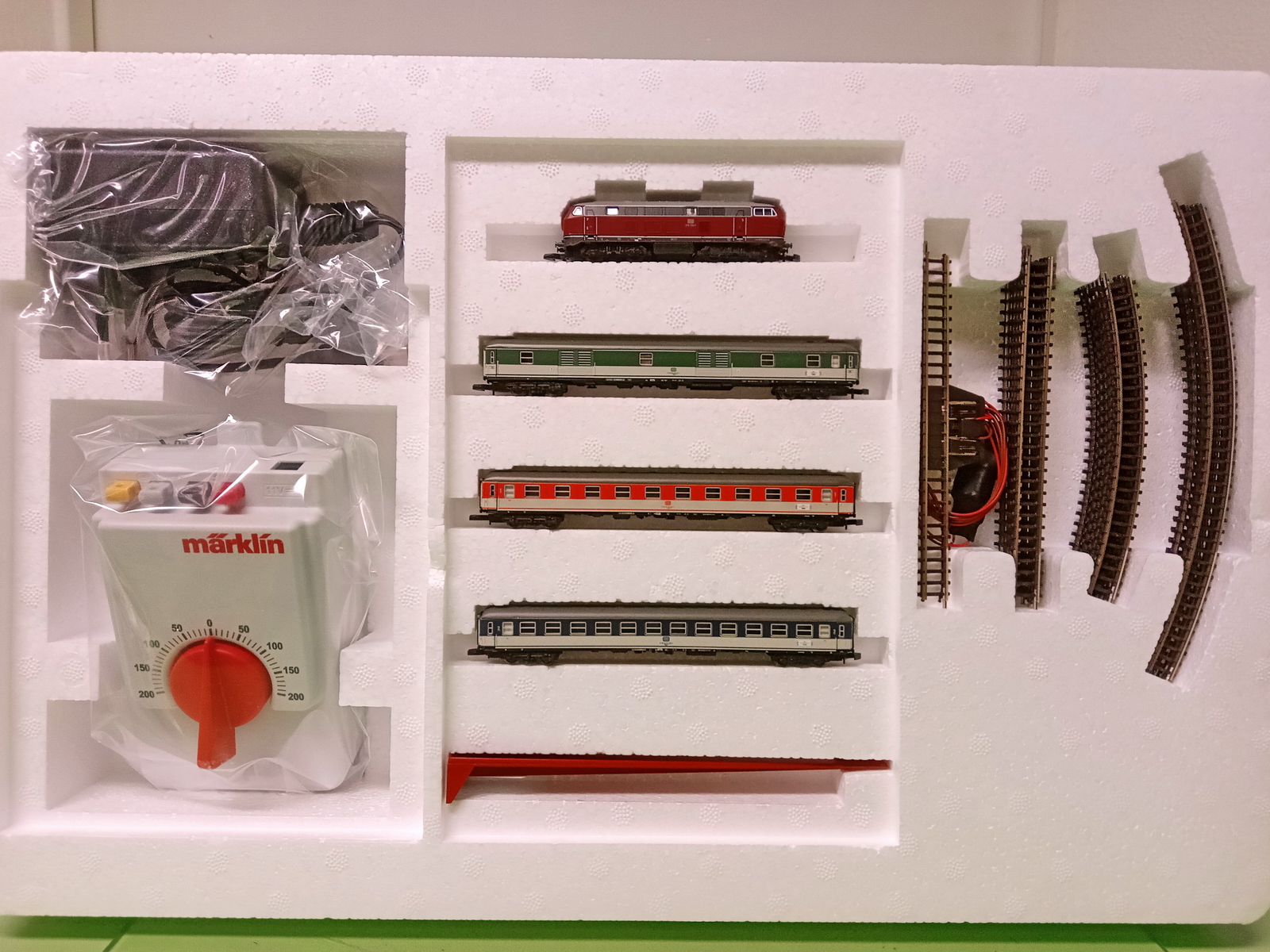 MÄRKLIN 81873 Startset "50 Jahre mini-club" DB BR 216 mit Popzug, Spur Z, NEU+OVP – Bild 6